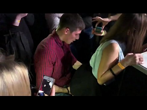 ❤️ Prawdziwy seks w rosyjskim klubie nocnym. 18-letnia rosyjska dziewczyna w odbycie i pochwie fucked w klubie nocnym ❤ Anal porn at us pl.pornado-co.ru ❌❤